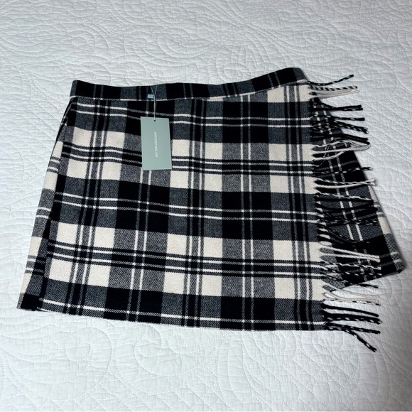NWT - Antonio Melani Plaid Black and Cream Women's Mini Skirt - Picture 5 of 16